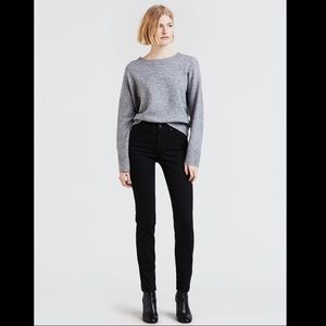 NWT Levi’s 312 Shaping Slim Corduroy Black Skinny